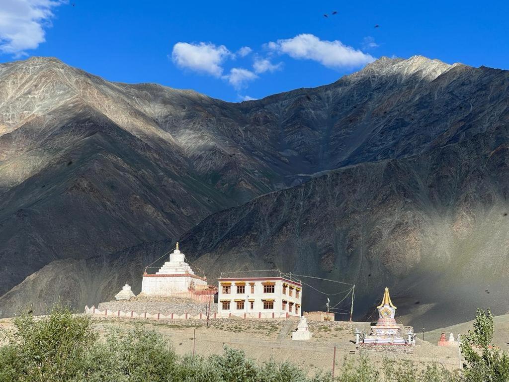 Guru View Home Stay Padam Buitenkant foto