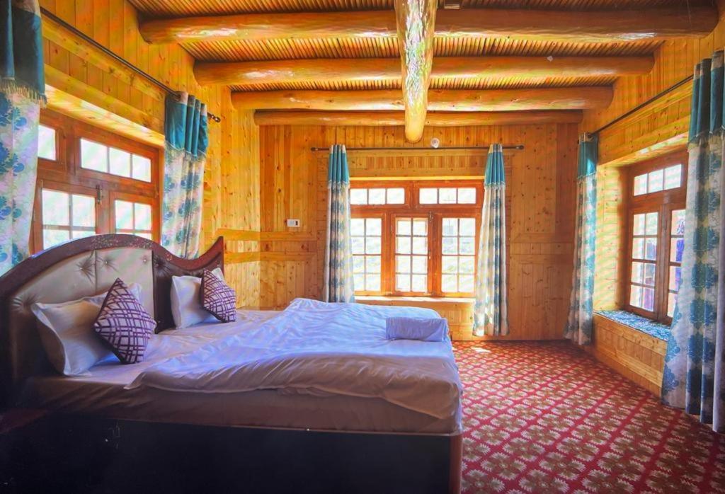 Guru View Home Stay Padam Buitenkant foto