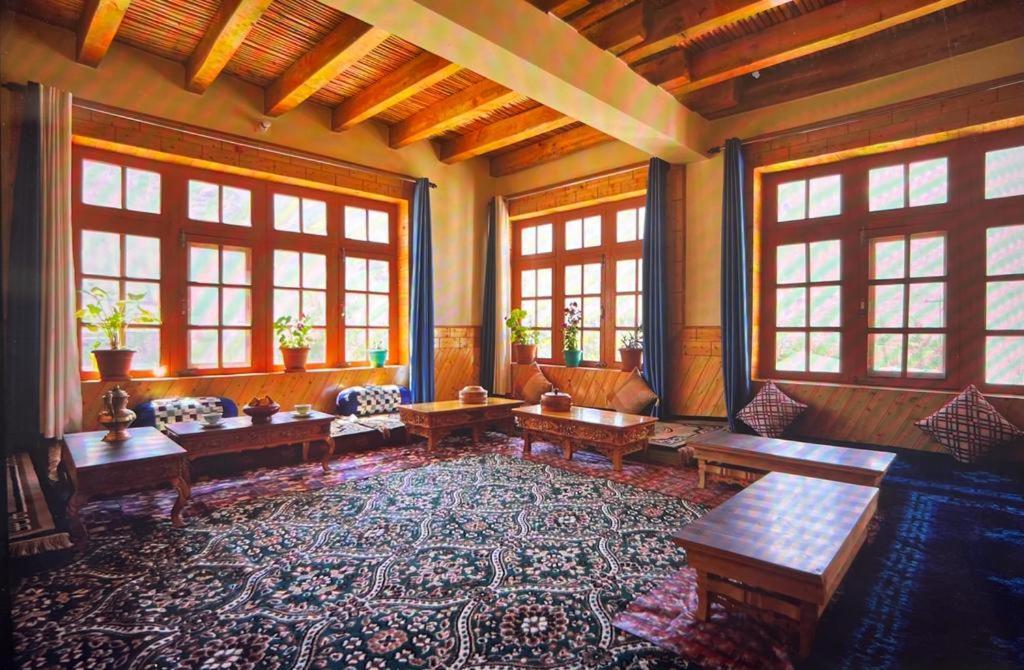 Guru View Home Stay Padam Buitenkant foto